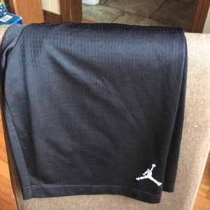 Boys athletic shorts EUC